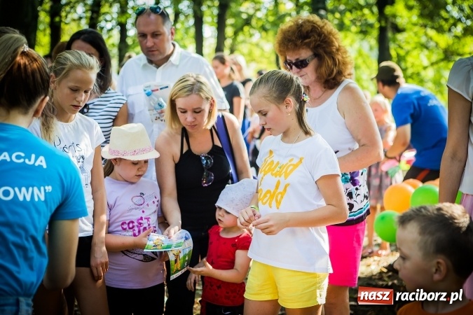 Zdjęcie w galerii na portalu naszraciborz.pl: IV Bajkowy Park. Zapełniliśmy bulwary z plażą. Dziękujemy serdecznie za wspólną zabawę wiadomości z regionu