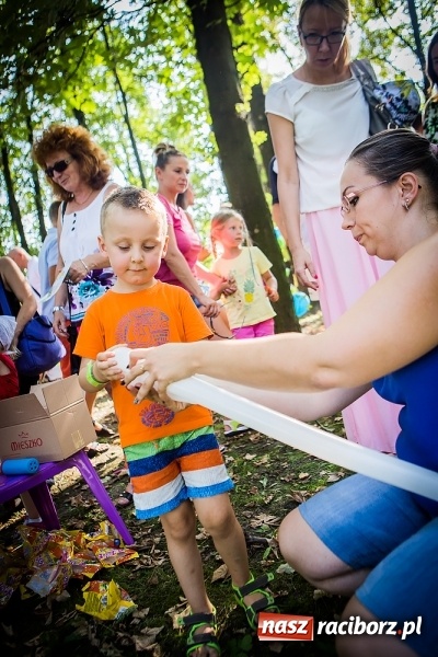 Zdjęcie w galerii na portalu naszraciborz.pl: IV Bajkowy Park. Zapełniliśmy bulwary z plażą. Dziękujemy serdecznie za wspólną zabawę wiadomości z regionu