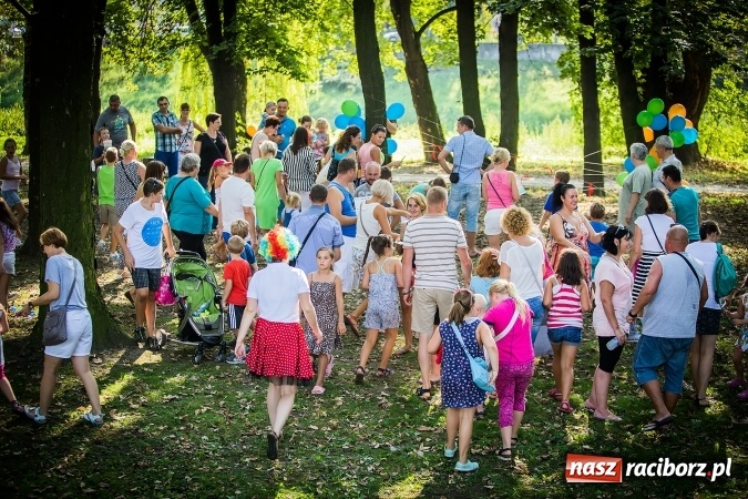 Zdjęcie w galerii na portalu naszraciborz.pl: IV Bajkowy Park. Zapełniliśmy bulwary z plażą. Dziękujemy serdecznie za wspólną zabawę wiadomości z regionu