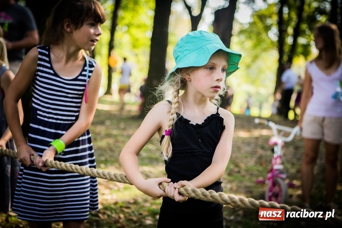 Zdjęcie w galerii na portalu naszraciborz.pl: IV Bajkowy Park. Zapełniliśmy bulwary z plażą. Dziękujemy serdecznie za wspólną zabawę wiadomości z regionu