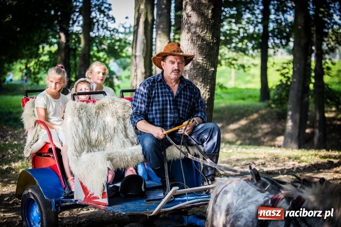 Zdjęcie w galerii na portalu naszraciborz.pl: IV Bajkowy Park. Zapełniliśmy bulwary z plażą. Dziękujemy serdecznie za wspólną zabawę wiadomości z regionu