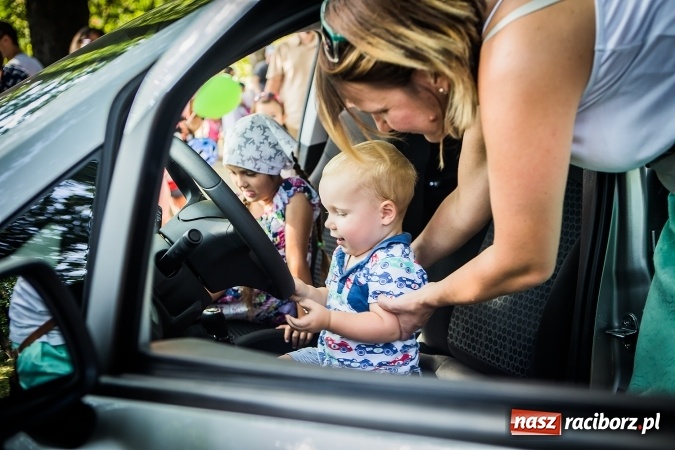 Zdjęcie w galerii na portalu naszraciborz.pl: IV Bajkowy Park. Zapełniliśmy bulwary z plażą. Dziękujemy serdecznie za wspólną zabawę wiadomości z regionu