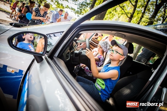 Zdjęcie w galerii na portalu naszraciborz.pl: IV Bajkowy Park. Zapełniliśmy bulwary z plażą. Dziękujemy serdecznie za wspólną zabawę wiadomości z regionu