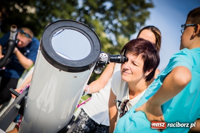 Zdjęcie w galerii na portalu naszraciborz.pl: IV Bajkowy Park. Zapełniliśmy bulwary z plażą. Dziękujemy serdecznie za wspólną zabawę wiadomości z regionu
