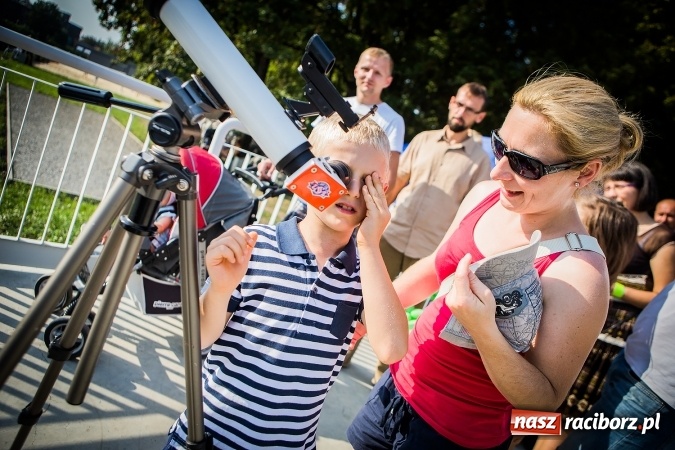 Zdjęcie w galerii na portalu naszraciborz.pl: IV Bajkowy Park. Zapełniliśmy bulwary z plażą. Dziękujemy serdecznie za wspólną zabawę wiadomości z regionu