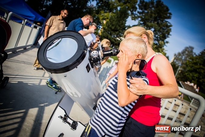 Zdjęcie w galerii na portalu naszraciborz.pl: IV Bajkowy Park. Zapełniliśmy bulwary z plażą. Dziękujemy serdecznie za wspólną zabawę wiadomości z regionu