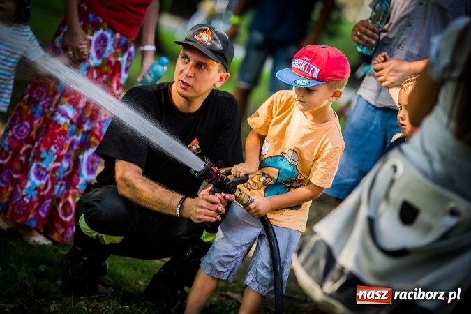 Zdjęcie w galerii na portalu naszraciborz.pl: IV Bajkowy Park. Zapełniliśmy bulwary z plażą. Dziękujemy serdecznie za wspólną zabawę wiadomości z regionu