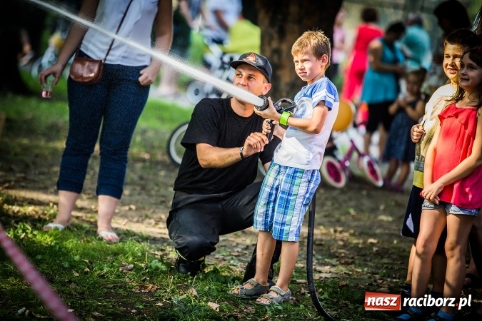 Zdjęcie w galerii na portalu naszraciborz.pl: IV Bajkowy Park. Zapełniliśmy bulwary z plażą. Dziękujemy serdecznie za wspólną zabawę wiadomości z regionu