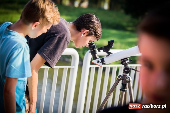 Zdjęcie w galerii na portalu naszraciborz.pl: IV Bajkowy Park. Zapełniliśmy bulwary z plażą. Dziękujemy serdecznie za wspólną zabawę wiadomości z regionu
