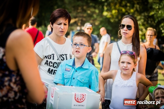 Zdjęcie w galerii na portalu naszraciborz.pl: IV Bajkowy Park. Zapełniliśmy bulwary z plażą. Dziękujemy serdecznie za wspólną zabawę wiadomości z regionu
