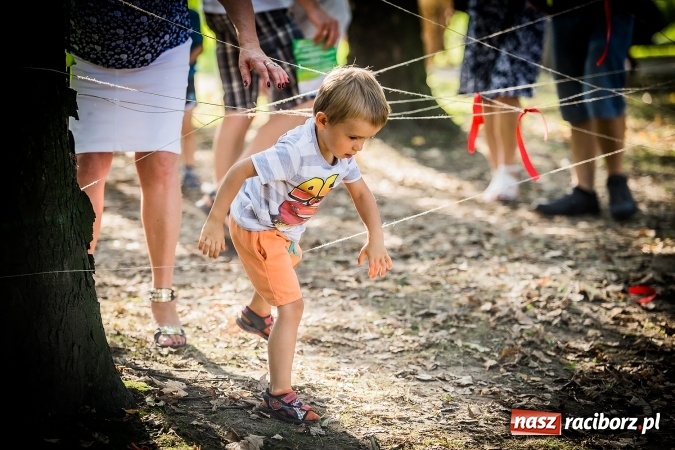 Zdjęcie w galerii na portalu naszraciborz.pl: IV Bajkowy Park. Zapełniliśmy bulwary z plażą. Dziękujemy serdecznie za wspólną zabawę wiadomości z regionu