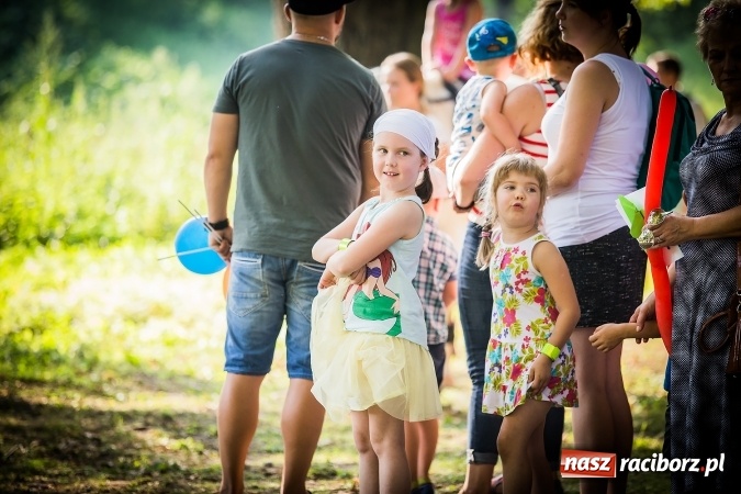 Zdjęcie w galerii na portalu naszraciborz.pl: IV Bajkowy Park. Zapełniliśmy bulwary z plażą. Dziękujemy serdecznie za wspólną zabawę wiadomości z regionu