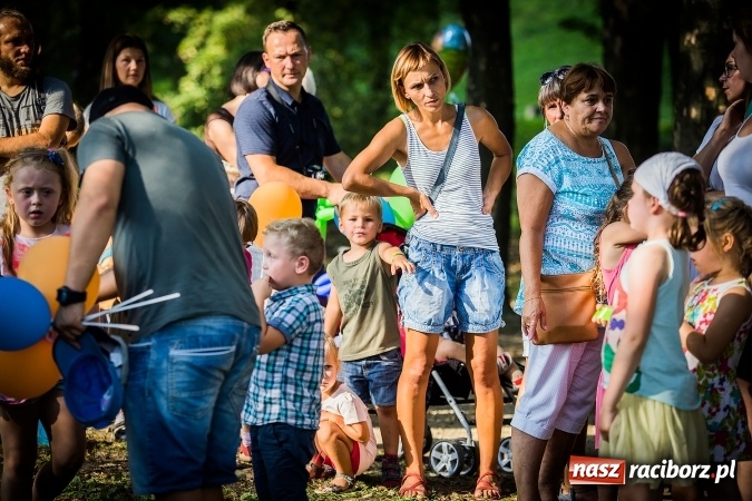 Zdjęcie w galerii na portalu naszraciborz.pl: IV Bajkowy Park. Zapełniliśmy bulwary z plażą. Dziękujemy serdecznie za wspólną zabawę wiadomości z regionu
