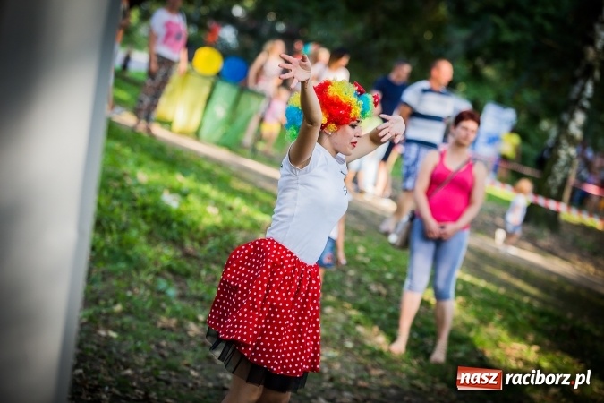 Zdjęcie w galerii na portalu naszraciborz.pl: IV Bajkowy Park. Zapełniliśmy bulwary z plażą. Dziękujemy serdecznie za wspólną zabawę wiadomości z regionu