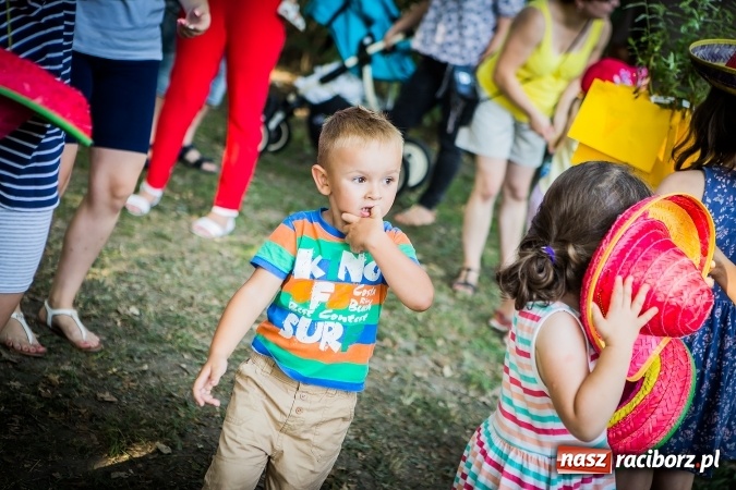 Zdjęcie w galerii na portalu naszraciborz.pl: IV Bajkowy Park. Zapełniliśmy bulwary z plażą. Dziękujemy serdecznie za wspólną zabawę wiadomości z regionu