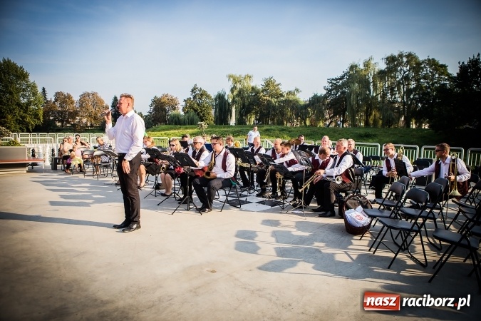 Zdjęcie w galerii na portalu naszraciborz.pl: IV Bajkowy Park. Zapełniliśmy bulwary z plażą. Dziękujemy serdecznie za wspólną zabawę wiadomości z regionu