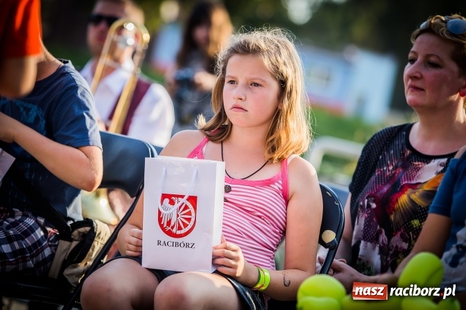Zdjęcie w galerii na portalu naszraciborz.pl: IV Bajkowy Park. Zapełniliśmy bulwary z plażą. Dziękujemy serdecznie za wspólną zabawę wiadomości z regionu