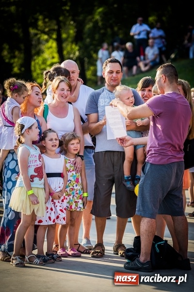 Zdjęcie w galerii na portalu naszraciborz.pl: IV Bajkowy Park. Zapełniliśmy bulwary z plażą. Dziękujemy serdecznie za wspólną zabawę wiadomości z regionu