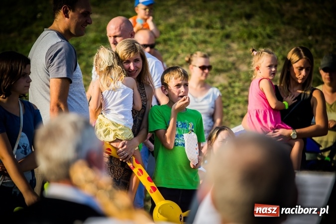 Zdjęcie w galerii na portalu naszraciborz.pl: IV Bajkowy Park. Zapełniliśmy bulwary z plażą. Dziękujemy serdecznie za wspólną zabawę wiadomości z regionu