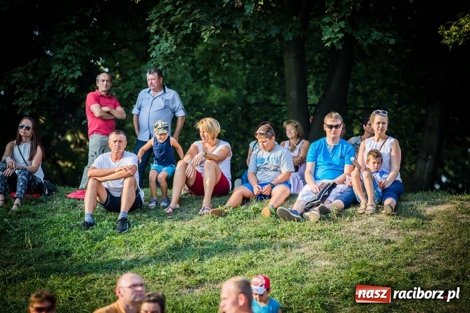 Zdjęcie w galerii na portalu naszraciborz.pl: IV Bajkowy Park. Zapełniliśmy bulwary z plażą. Dziękujemy serdecznie za wspólną zabawę wiadomości z regionu