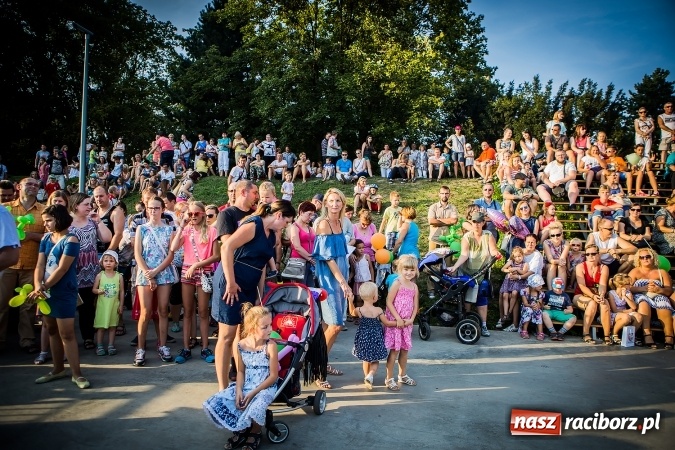Zdjęcie w galerii na portalu naszraciborz.pl: IV Bajkowy Park. Zapełniliśmy bulwary z plażą. Dziękujemy serdecznie za wspólną zabawę wiadomości z regionu