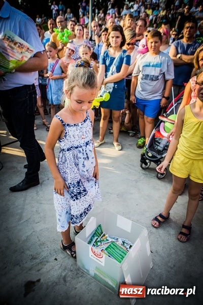Zdjęcie w galerii na portalu naszraciborz.pl: IV Bajkowy Park. Zapełniliśmy bulwary z plażą. Dziękujemy serdecznie za wspólną zabawę wiadomości z regionu