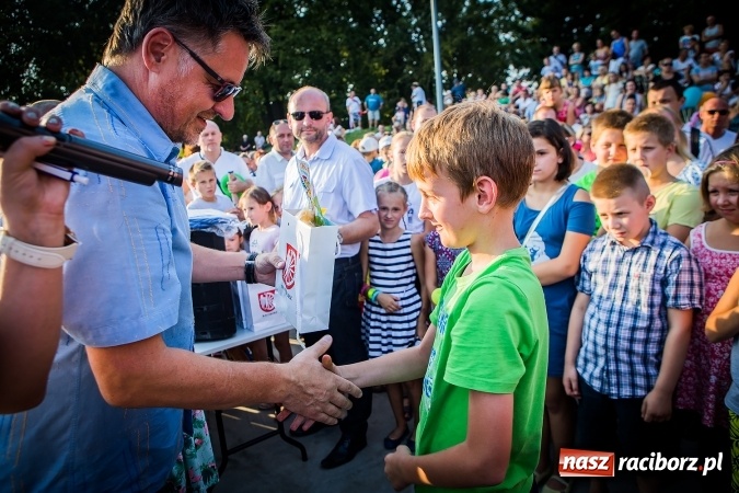 Zdjęcie w galerii na portalu naszraciborz.pl: IV Bajkowy Park. Zapełniliśmy bulwary z plażą. Dziękujemy serdecznie za wspólną zabawę wiadomości z regionu