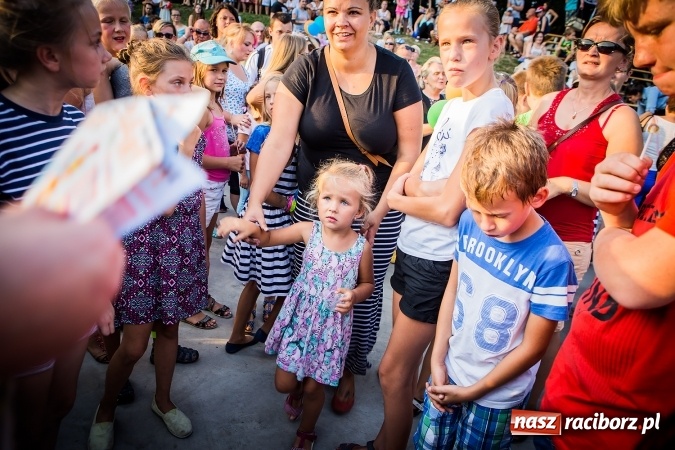Zdjęcie w galerii na portalu naszraciborz.pl: IV Bajkowy Park. Zapełniliśmy bulwary z plażą. Dziękujemy serdecznie za wspólną zabawę wiadomości z regionu