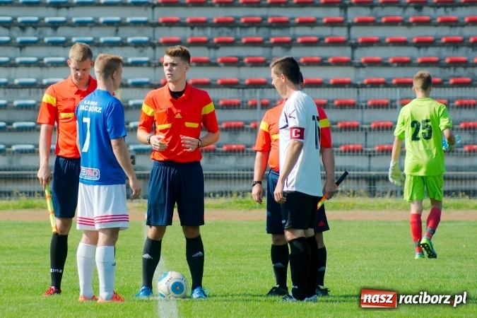 Zdjęcie w galerii na portalu naszraciborz.pl: Inauguracyjny remis Unitów w starciu z Czarnymi Sosnowiec wiadomości z regionu