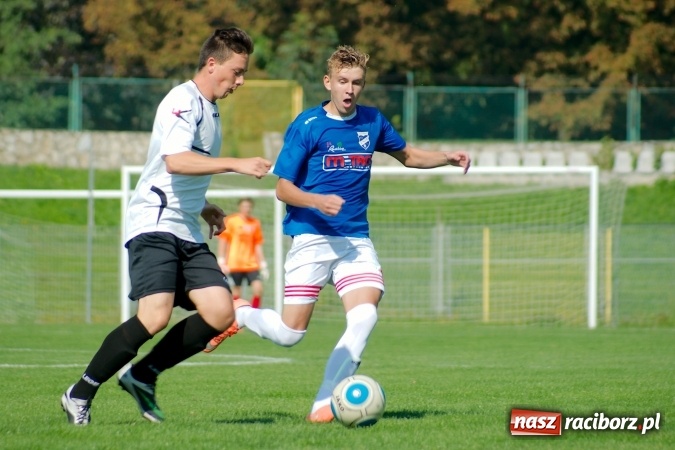Zdjęcie w galerii na portalu naszraciborz.pl: Inauguracyjny remis Unitów w starciu z Czarnymi Sosnowiec wiadomości z regionu