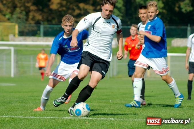 Zdjęcie w galerii na portalu naszraciborz.pl: Inauguracyjny remis Unitów w starciu z Czarnymi Sosnowiec wiadomości z regionu