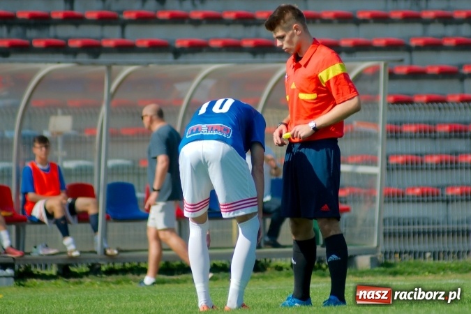 Zdjęcie w galerii na portalu naszraciborz.pl: Inauguracyjny remis Unitów w starciu z Czarnymi Sosnowiec wiadomości z regionu