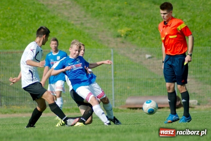 Zdjęcie w galerii na portalu naszraciborz.pl: Inauguracyjny remis Unitów w starciu z Czarnymi Sosnowiec wiadomości z regionu