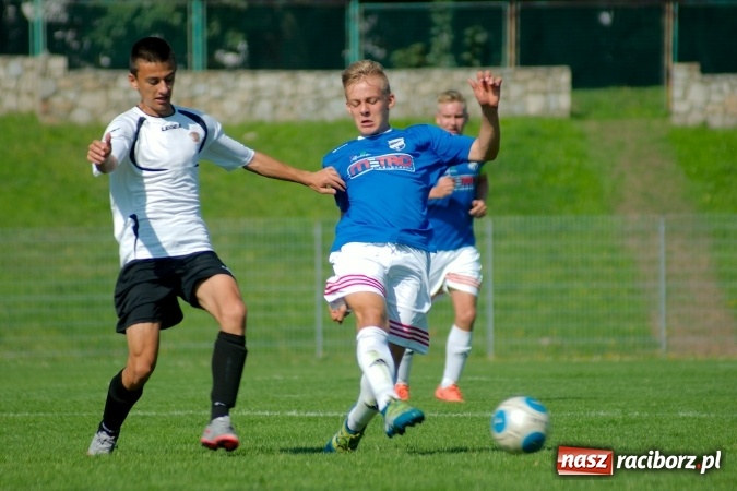 Zdjęcie w galerii na portalu naszraciborz.pl: Inauguracyjny remis Unitów w starciu z Czarnymi Sosnowiec wiadomości z regionu