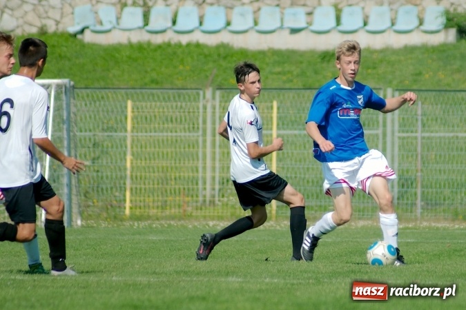 Zdjęcie w galerii na portalu naszraciborz.pl: Inauguracyjny remis Unitów w starciu z Czarnymi Sosnowiec wiadomości z regionu