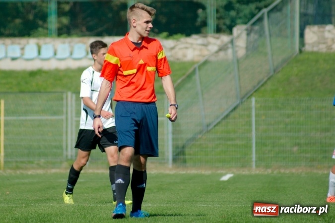 Zdjęcie w galerii na portalu naszraciborz.pl: Inauguracyjny remis Unitów w starciu z Czarnymi Sosnowiec wiadomości z regionu