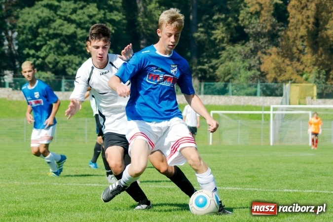 Zdjęcie w galerii na portalu naszraciborz.pl: Inauguracyjny remis Unitów w starciu z Czarnymi Sosnowiec wiadomości z regionu