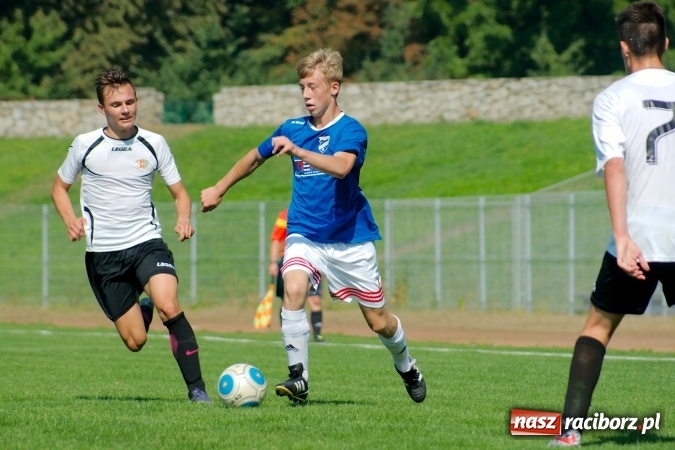 Zdjęcie w galerii na portalu naszraciborz.pl: Inauguracyjny remis Unitów w starciu z Czarnymi Sosnowiec wiadomości z regionu