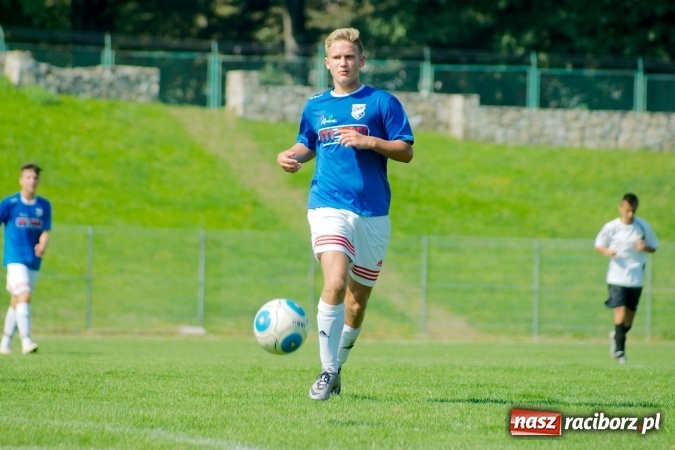 Zdjęcie w galerii na portalu naszraciborz.pl: Inauguracyjny remis Unitów w starciu z Czarnymi Sosnowiec wiadomości z regionu