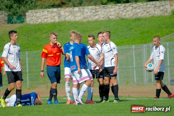 Zdjęcie w galerii na portalu naszraciborz.pl: Inauguracyjny remis Unitów w starciu z Czarnymi Sosnowiec wiadomości z regionu