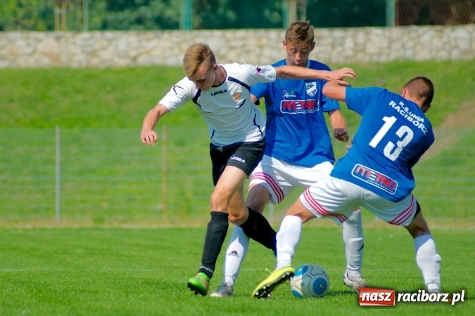 Zdjęcie w galerii na portalu naszraciborz.pl: Inauguracyjny remis Unitów w starciu z Czarnymi Sosnowiec wiadomości z regionu