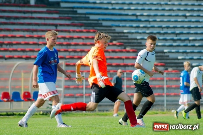 Zdjęcie w galerii na portalu naszraciborz.pl: Inauguracyjny remis Unitów w starciu z Czarnymi Sosnowiec wiadomości z regionu