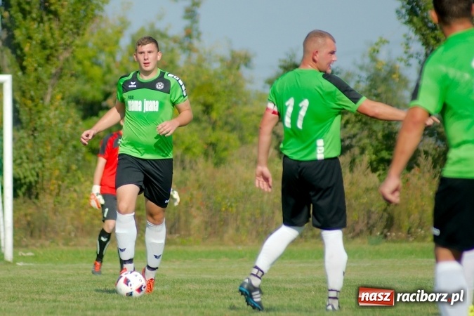 Zdjęcie w galerii na portalu naszraciborz.pl: C klasa: Rezerwy Tworkowa pięknie nie grały, lecz Bojanów pokonały wiadomości z regionu