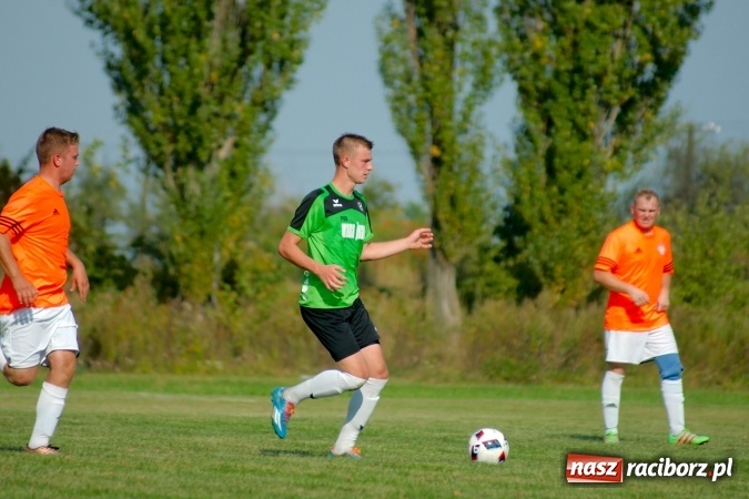 Zdjęcie w galerii na portalu naszraciborz.pl: C klasa: Rezerwy Tworkowa pięknie nie grały, lecz Bojanów pokonały wiadomości z regionu