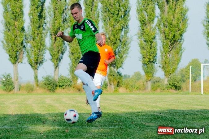 Zdjęcie w galerii na portalu naszraciborz.pl: C klasa: Rezerwy Tworkowa pięknie nie grały, lecz Bojanów pokonały wiadomości z regionu