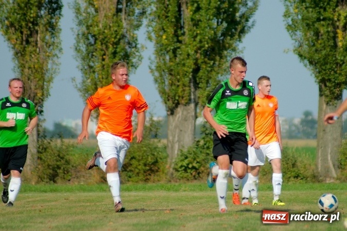 Zdjęcie w galerii na portalu naszraciborz.pl: C klasa: Rezerwy Tworkowa pięknie nie grały, lecz Bojanów pokonały wiadomości z regionu