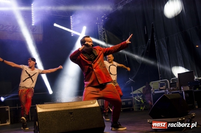 Zdjęcie w galerii na portalu naszraciborz.pl: Boys na finał kornowackich dożynek  wiadomości z regionu