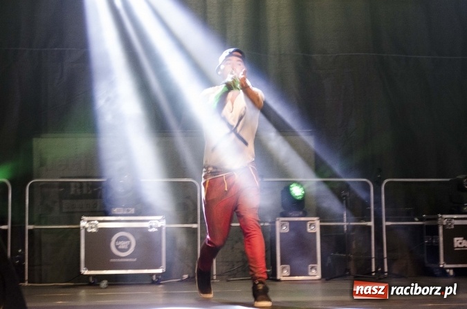 Zdjęcie w galerii na portalu naszraciborz.pl: Boys na finał kornowackich dożynek  wiadomości z regionu