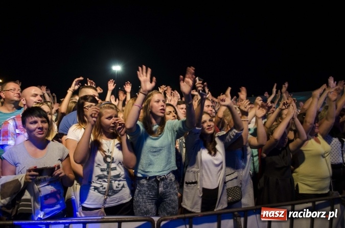 Zdjęcie w galerii na portalu naszraciborz.pl: Boys na finał kornowackich dożynek  wiadomości z regionu
