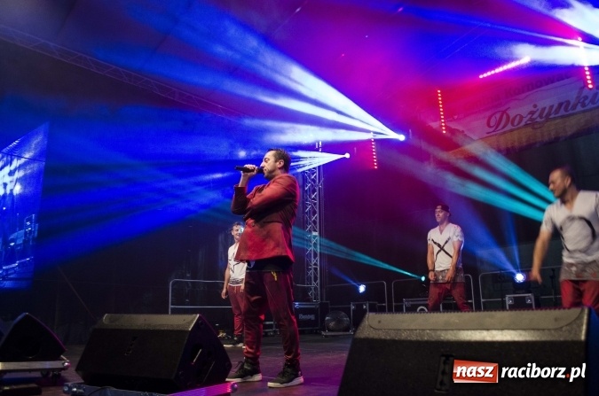 Zdjęcie w galerii na portalu naszraciborz.pl: Boys na finał kornowackich dożynek  wiadomości z regionu